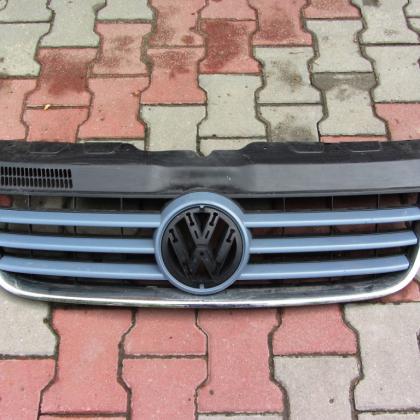 Решетка радиатора передняя VW T5 Multivan 7H5 807 101\8